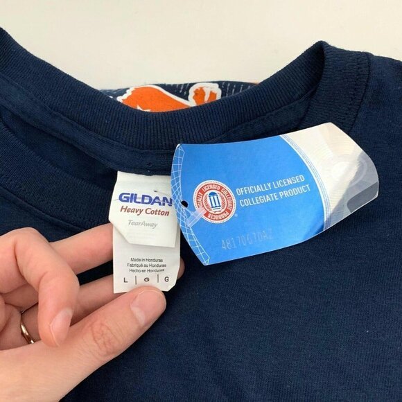 Gildan Auburn University Navy T-Shirt Orange Bow Tied to Auburn Unisex Large NWT - Picture 3 of 4